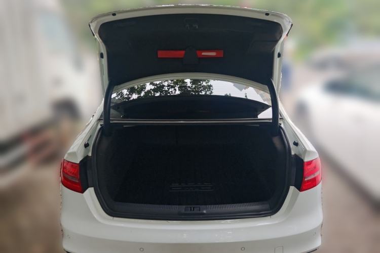 Used Audi A4L 2016 35 TFSI Collection Edition S line Comfort Model Trunk