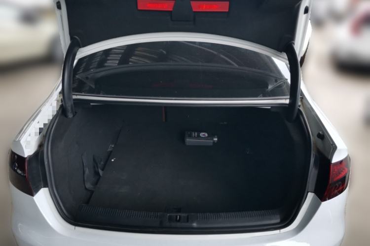 Used Audi A4L 2016 35 TFSI Collector's Edition Automatic Standard Model Trunk
