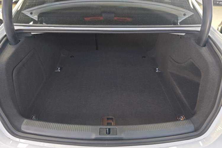 Used Audi A4L 2016 35 TFSI Collection Edition S line Comfort Model Trunk