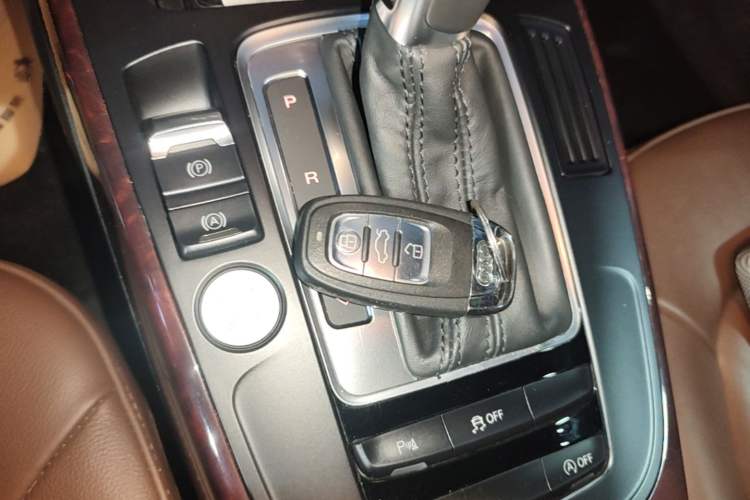 Used Audi A4L 2016 35 TFSI Collection Edition S line Comfort Model Vehicle Key