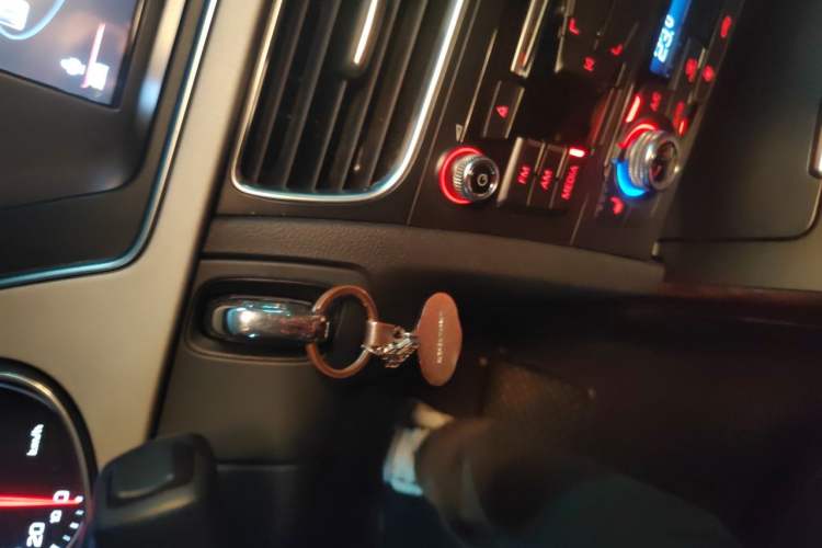 Used Audi A4L 2016 35 TFSI Automatic Sport Edition Vehicle Key