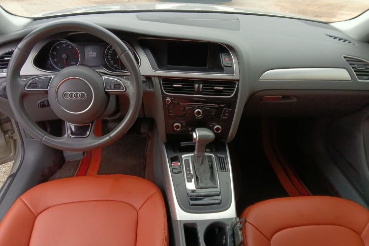 Used Audi A4L 2016 35 TFSI Automatic Standard Model Center Console