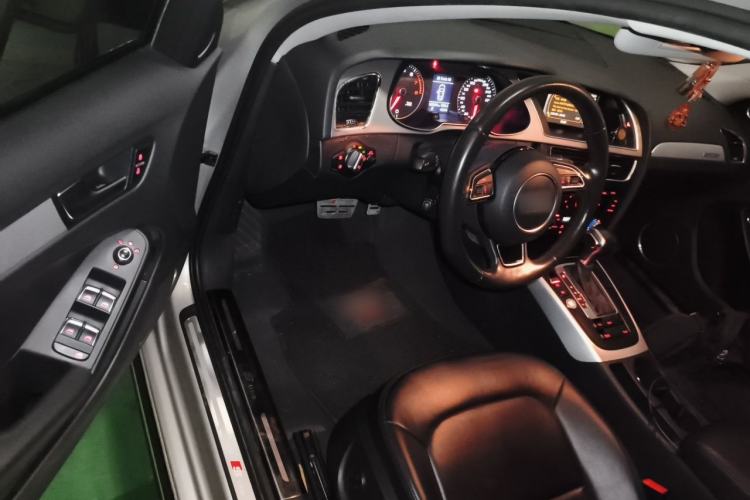 Used Audi A4L 2016 45 TFSI Collection Edition quattro Personalized Sports Model Driver Seat