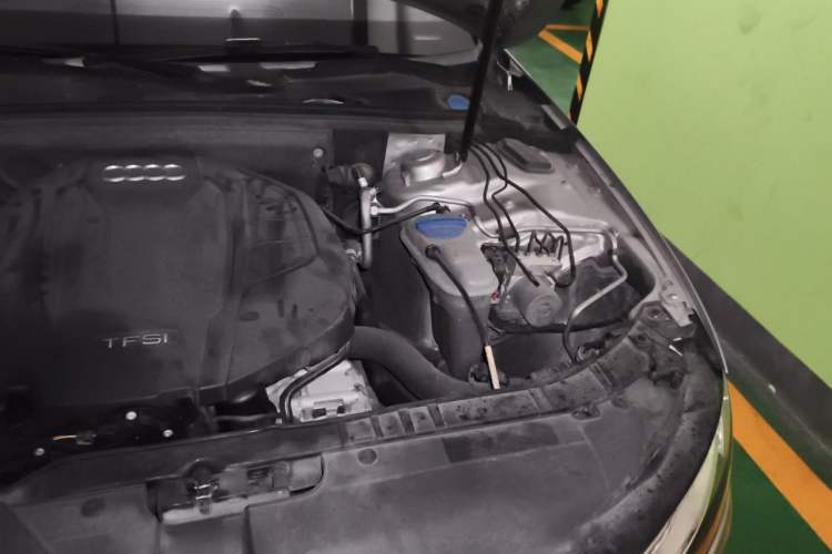 Used Audi A4L 2016 45 TFSI Collection Edition quattro Personalized Sports Model Engine Bay Left