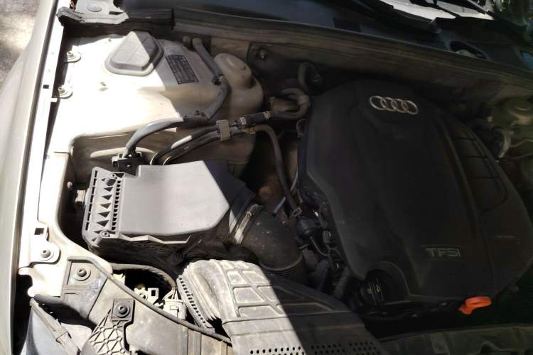 Used Audi A4L 2016 35 TFSI Collection Edition S line Comfort Model Engine Bay Right
