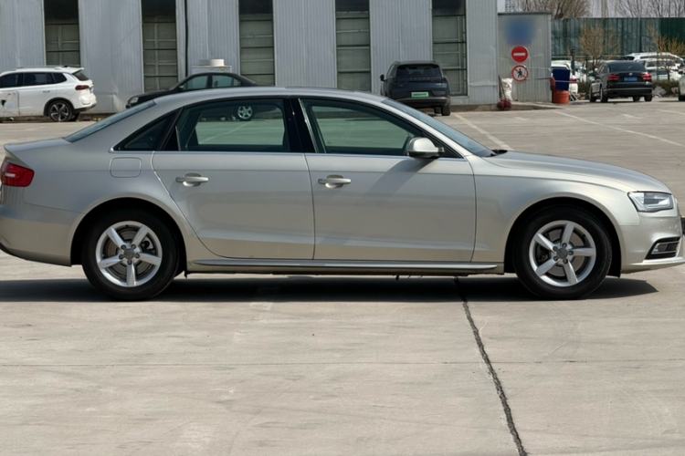 Used Audi A4L 2016 30 TFSI Collector's Edition Automatic Comfort Model Exterior 12