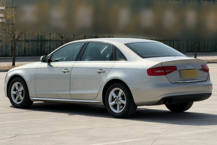 Used Audi A4L 2016 30 TFSI Collector's Edition Automatic Comfort Model Exterior 13
