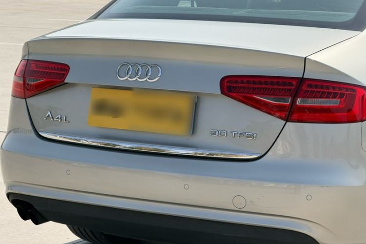 Used Audi A4L 2016 30 TFSI Collector's Edition Automatic Comfort Model Exterior 2