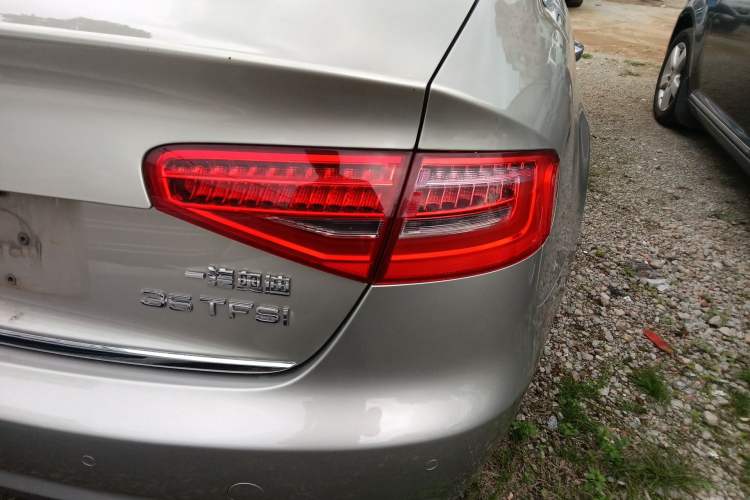 Used Audi A4L 2016 35 TFSI Automatic Standard Model Exterior 3