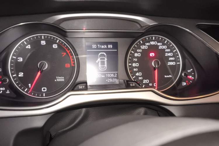 Used Audi A4L 2016 45 TFSI Collection Edition quattro Personalized Sports Model Instrument Cluster