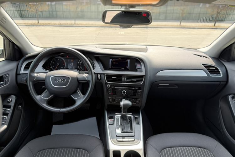 Used Audi A4L 2016 30 TFSI Collector's Edition Automatic Comfort Model Interior 5