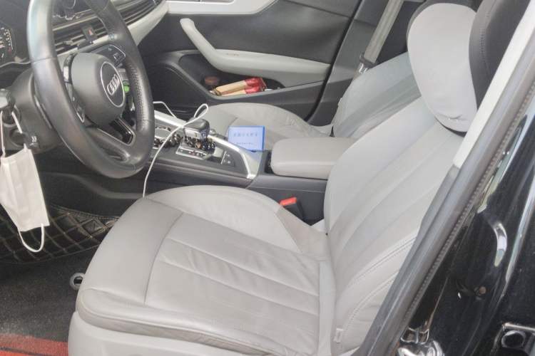 Used Audi A4L 2017 40 TFSI Fashion Model Left Front Seat