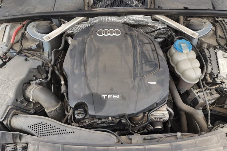 Used Audi A4L 2017 40 TFSI Fashion Model Engine Bay