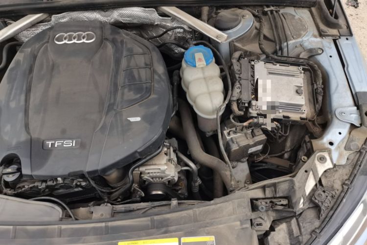 Used Audi A4L 2017 40 TFSI Fashion Model Engine Bay Left