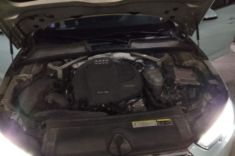 Used Audi A4L 2017 Plus 40 TFSI Ambition Model Engine Bay