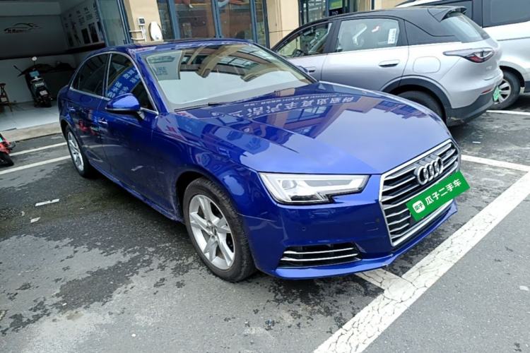 Used Audi A4L 2017 Plus 40 TFSI Ambition Model Front Right 45 Deg