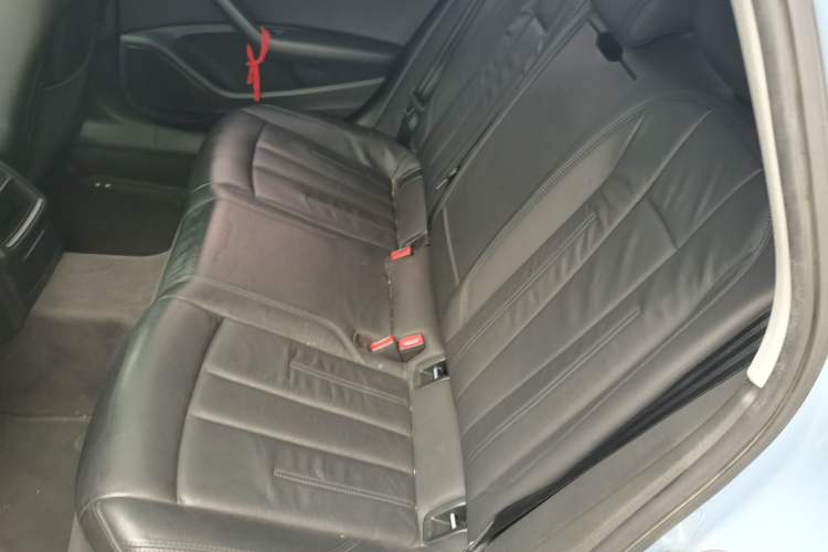 Used Audi A4L 2017 40 TFSI Fashion Model Left Rear Seat