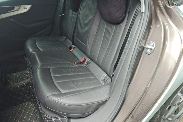 Used Audi A4L 2017 Plus 40 TFSI Sport Model Left Rear Seat