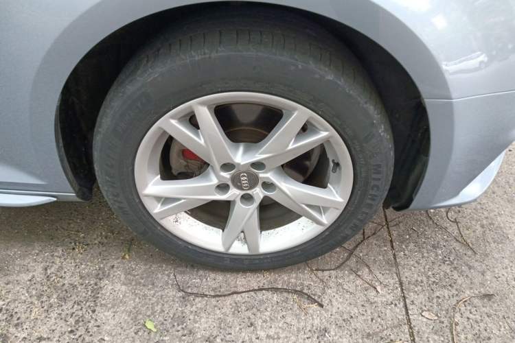 Used Audi A4L 2017 Plus 40 TFSI Ambition Model Right Front Wheel Hub