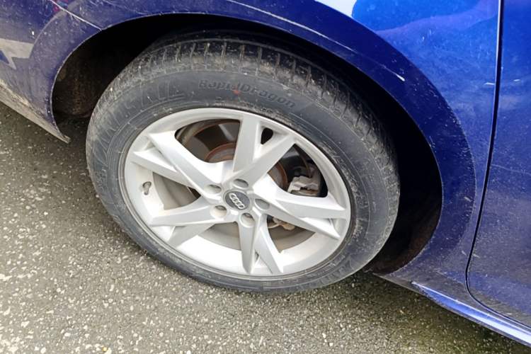Used Audi A4L 2017 Plus 40 TFSI Ambition Model Right Rear Wheel Hub