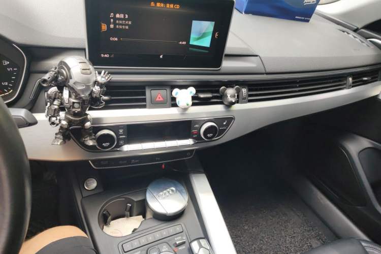 Used Audi A4L 2017 40 TFSI Sport Edition Audio And AC Panel