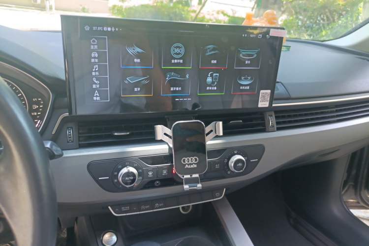 Used Audi A4L 2017 40 TFSI Ambition Edition Audio And AC Panel