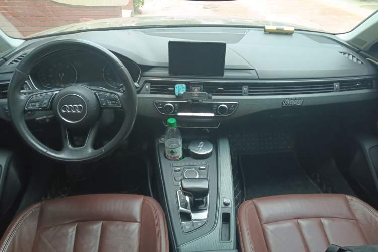 Used Audi A4L 2017 40 TFSI Style Edition Center Console