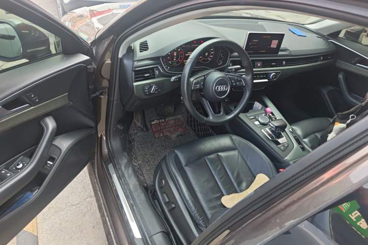Used Audi A4L 2017 40 TFSI Style Edition Driver Seat