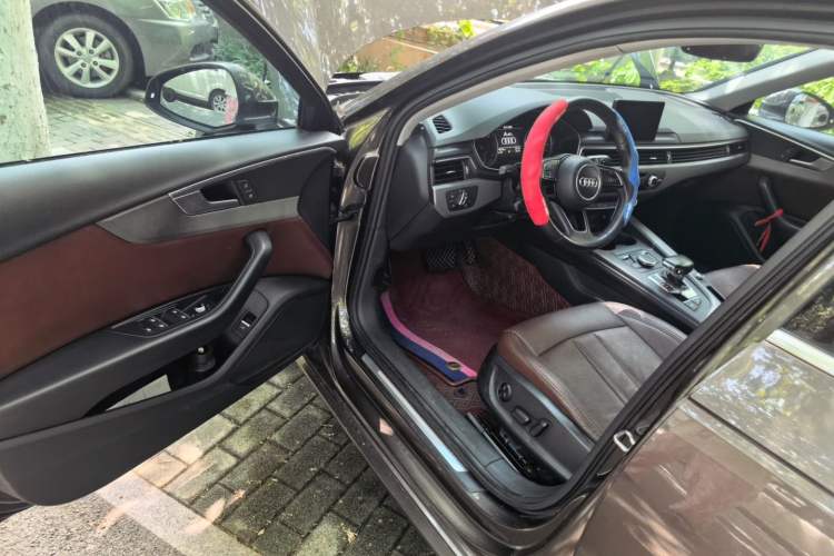 Used Audi A4L 2017 40 TFSI Ambition Edition Driver Seat