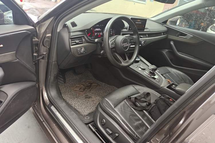 Used Audi A4L 2017 40 TFSI Style Edition Driver Seat