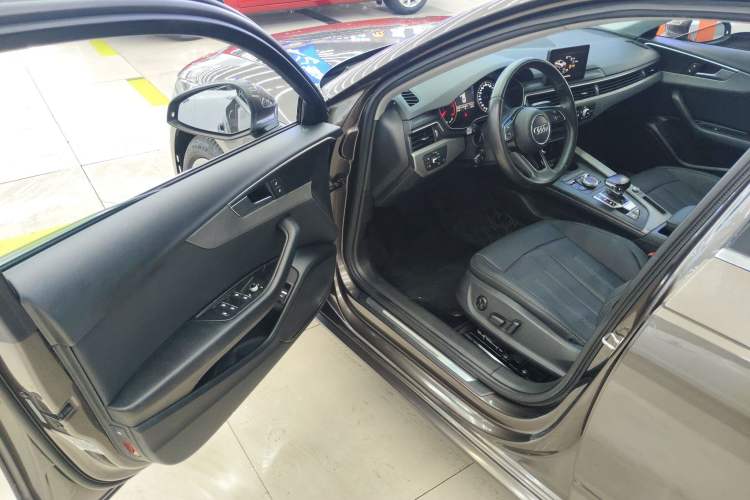 Used Audi A4L 2017 Plus 40 TFSI Ambition Model Driver Seat