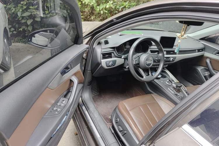 Used Audi A4L 2017 40 TFSI Ambition Edition Driver Seat