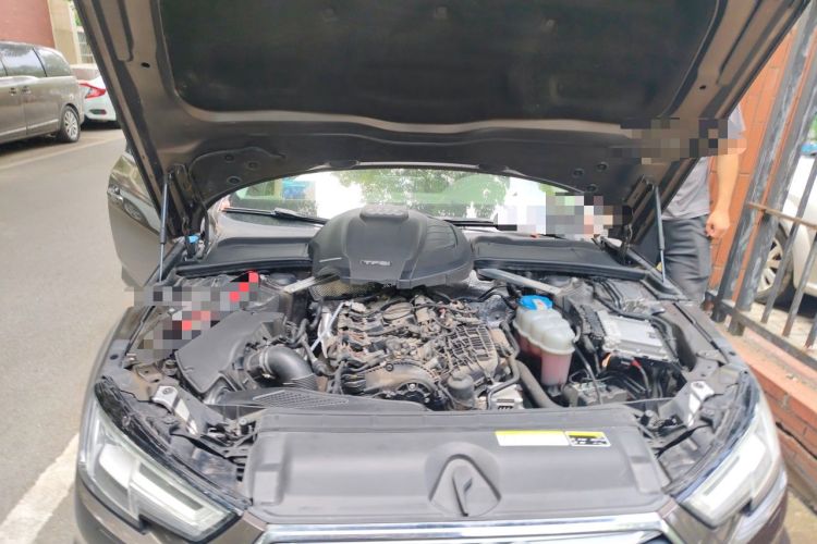 Used Audi A4L 2017 40 TFSI Sport Edition Engine Bay