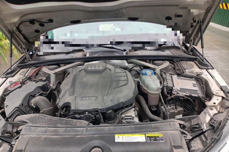 Used Audi A4L 2017 40 TFSI Style Edition Engine Bay