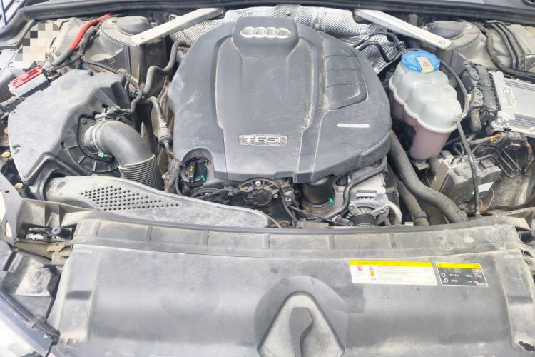 Used Audi A4L 2017 40 TFSI Style Edition Engine Bay