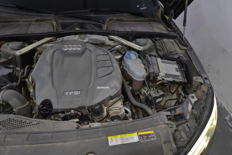 Used Audi A4L 2017 Plus 40 TFSI Fashion Model Engine Bay Left
