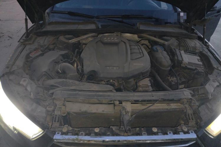 Used Audi A4L 2017 40 TFSI Fashion Model Engine Bay