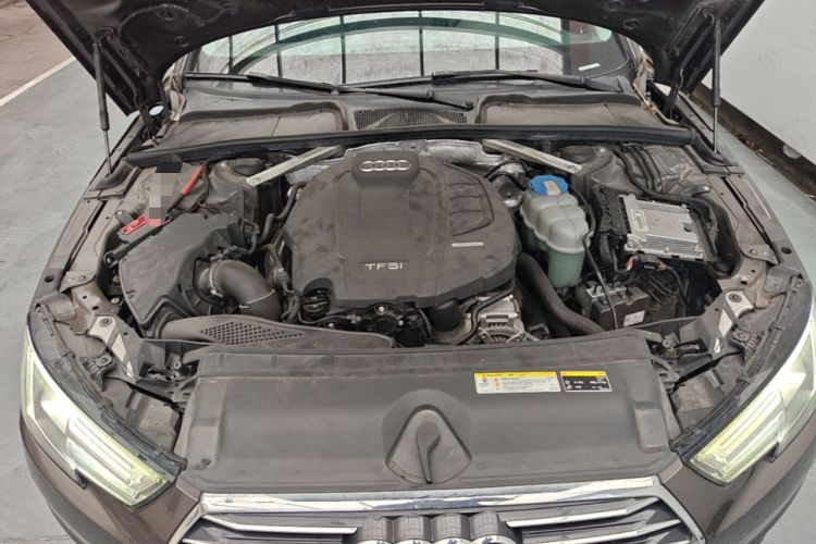 Used Audi A4L 2017 40 TFSI Style Edition Engine Bay