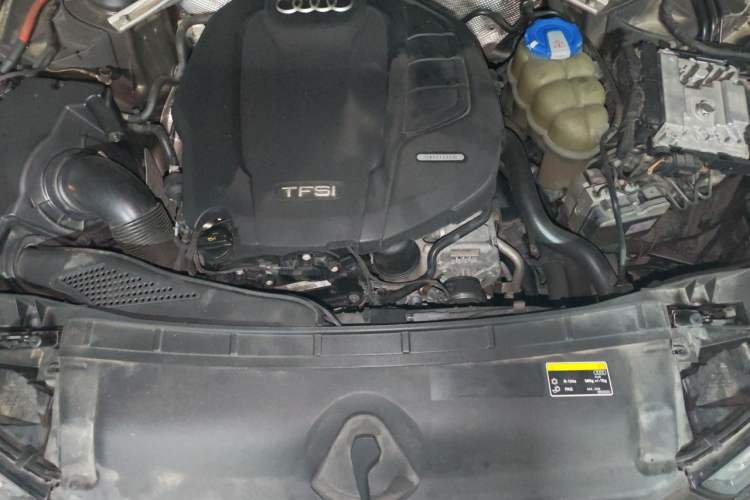 Used Audi A4L 2017 45 TFSI quattro Style Edition Engine Bay