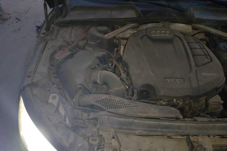 Used Audi A4L 2017 40 TFSI Fashion Model Engine Bay Right