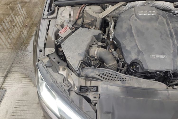 Used Audi A4L 2017 40 TFSI Ambition Edition Engine Bay Right