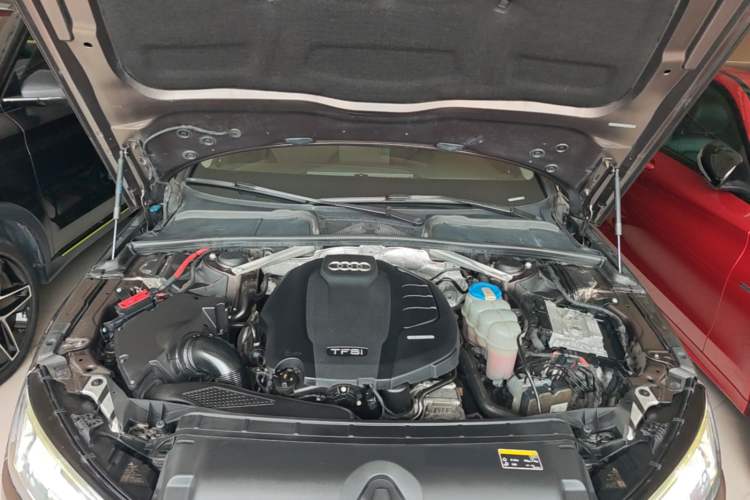 Used Audi A4L 2017 45 TFSI quattro Sport Edition Engine Bay