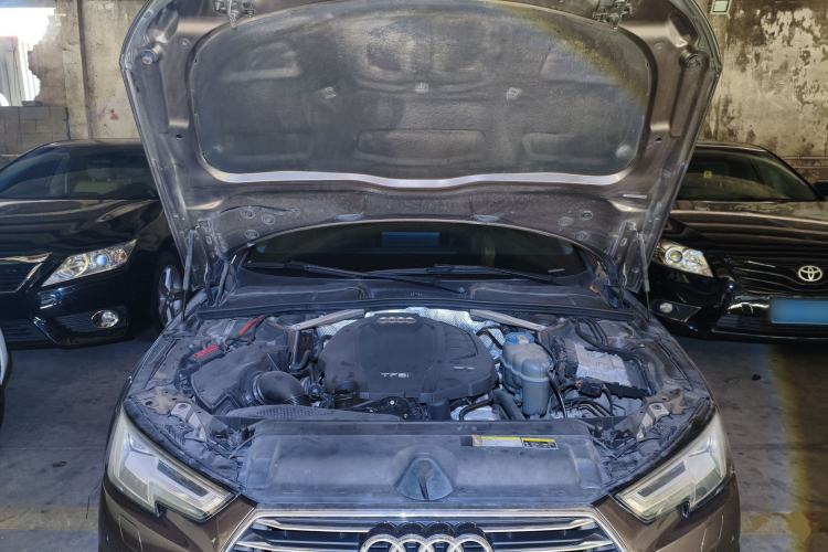 Used Audi A4L 2017 45 TFSI quattro Style Edition Engine Bay