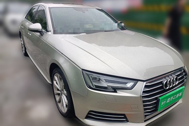 Used Audi A4L 2017 40 TFSI Style Edition Front Right 45 Deg