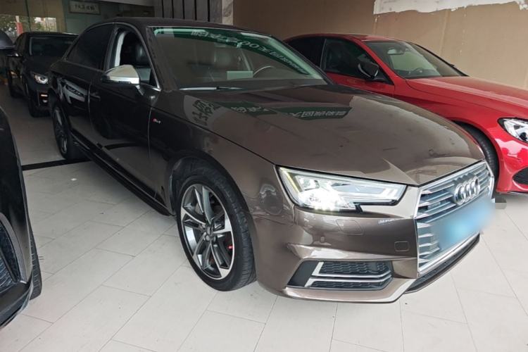 Used Audi A4L 2017 45 TFSI quattro Sport Edition Front Right 45 Deg