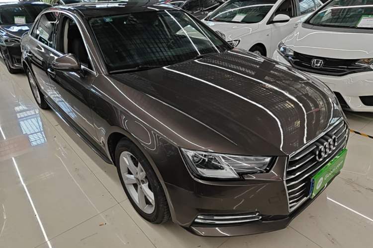 Used Audi A4L 2017 40 TFSI Ambition Edition Front Right 45 Deg
