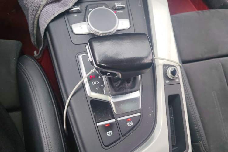 Used Audi A4L 2017 45 TFSI quattro Sport Edition Gear Lever