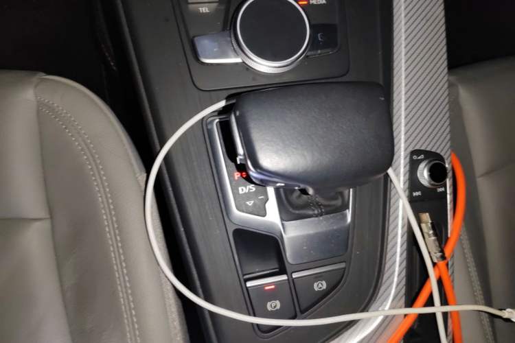 Used Audi A4L 2017 Plus 40 TFSI Fashion Model Gear Lever