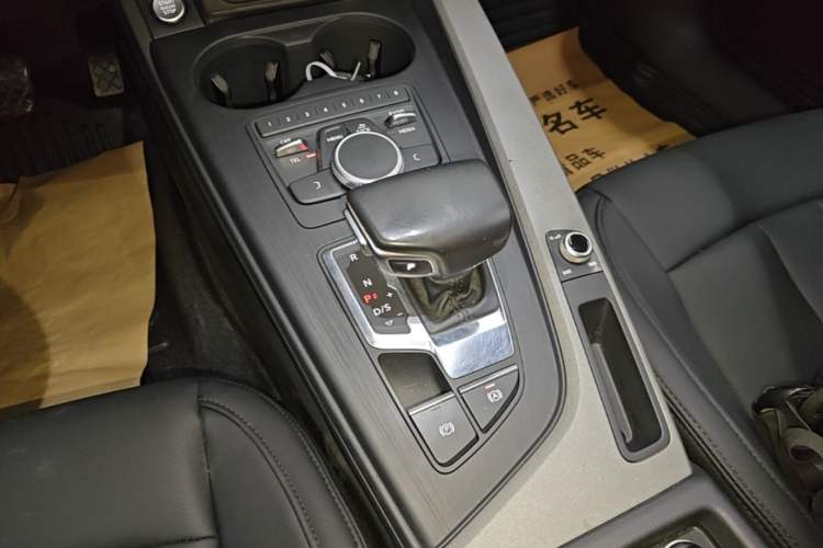 Used Audi A4L 2017 40 TFSI Ambition Edition Gear Lever