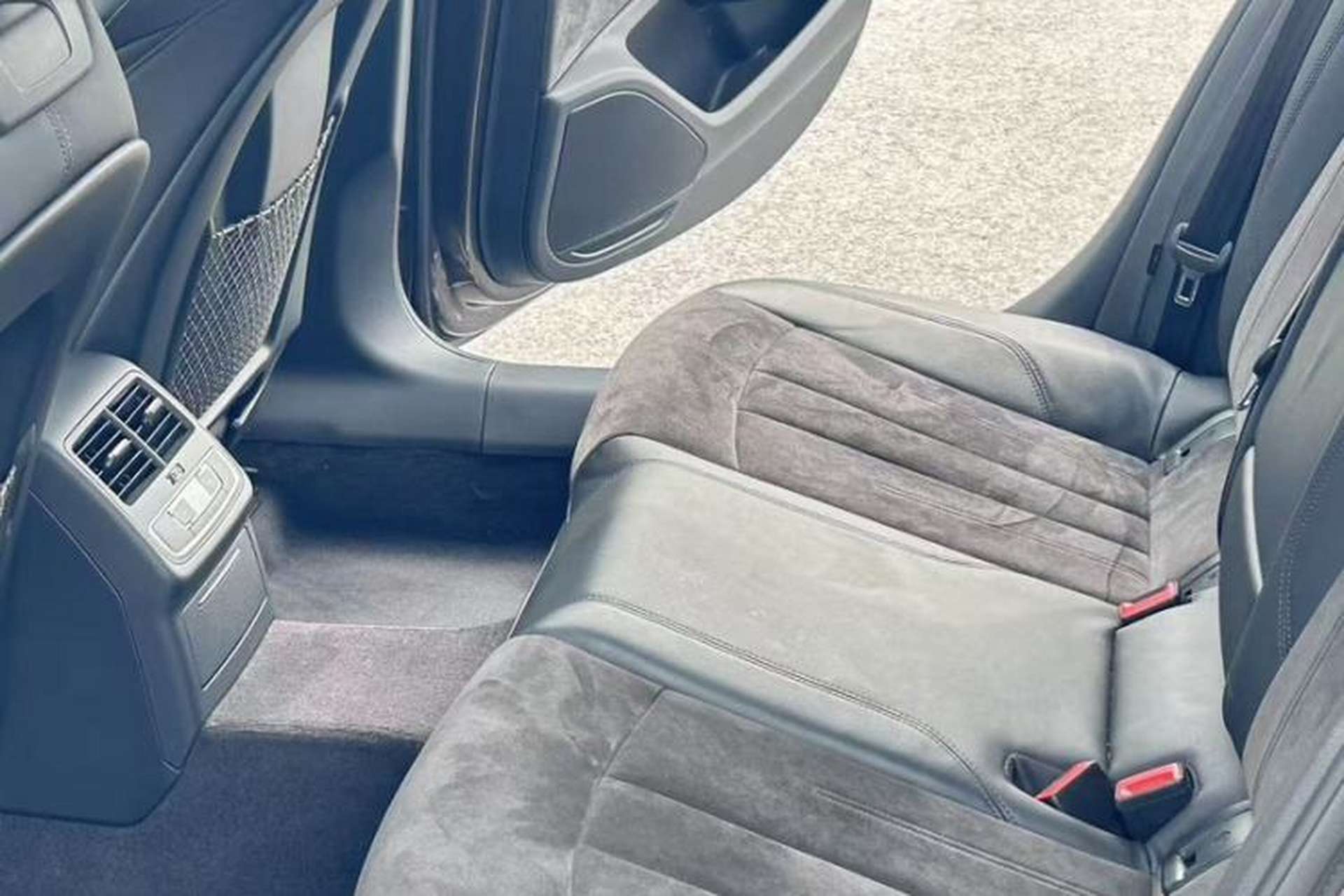 Used Audi A4L 2017 45 TFSI quattro Sport Edition Interior 4